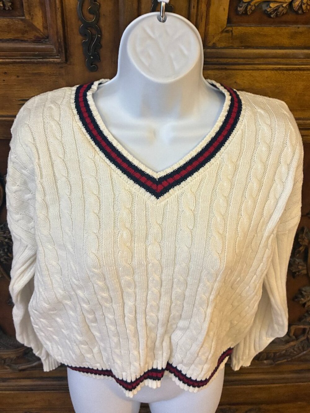 Hollister women's preppy v-neck cable knit country club tennis sweater XS white